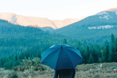 Logotrade advertising products photo of: Swiss Peak Aware™ Ultra-light manual 25” Alu umbrella