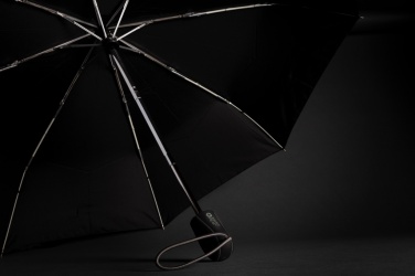 Logotrade promotional merchandise image of: Swiss Peak AWARE™ Traveller 21” automatic umbrella
