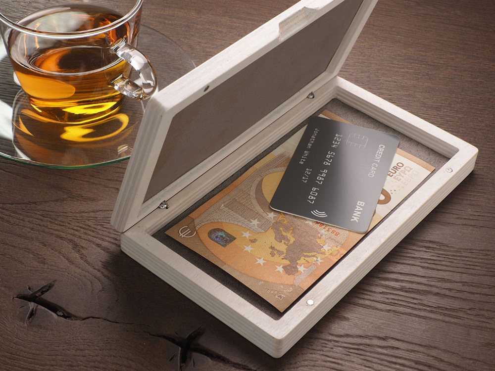 Logotrade promotional giveaway image of: Wooden bill box 1816121