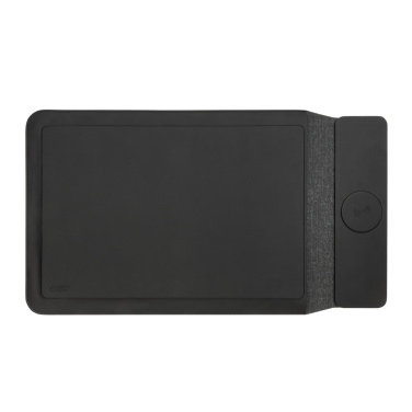 Logotrade advertising product image of: Swiss Peak 15W magnetic charging laptop sleeve 14-15,6"