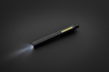Logotrade meened pilt: Gear X RCS taaskasutatud plastist USB laetav pliiatsivalgusti