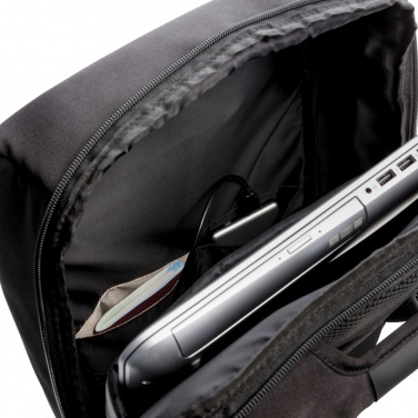 Logotrade ärikingid pilt: Swiss Peak 15-tolline vargusvastane RFID ja USB seljakott PVC-vaba