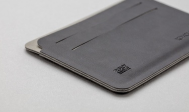 Logotrade reklaamkingitused pilt: Quebeci RFID-kaardi omanik