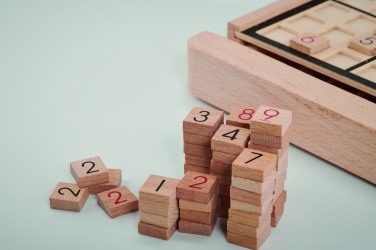 Logo trade meene pilt: Puidust sudoku lauamäng