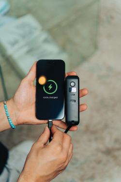 Logotrade ärikingid pilt: Urban Vitamin Eureka hübriid 10000mah akupank 65W