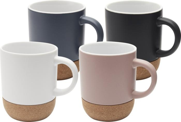 Logotrade reklaamkingituse foto: Billie 300 ml keraamiline kruus korkdetailide ja mati viimistlusega