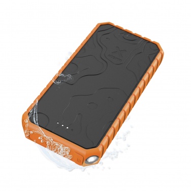 Logotrade mainostuotet kuva: Xtorm XR202 Xtreme 20 000 mAh 35 W QC3.0 vedenpitävä ja kestävä varavirtalähde taskulampulla