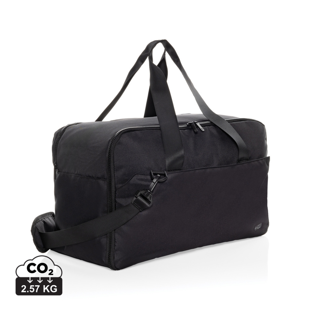 Logo trade liikelahja mainoslahja tuotekuva: Swiss Peak Aware™ RPET 15.6 viikonloppulaukku