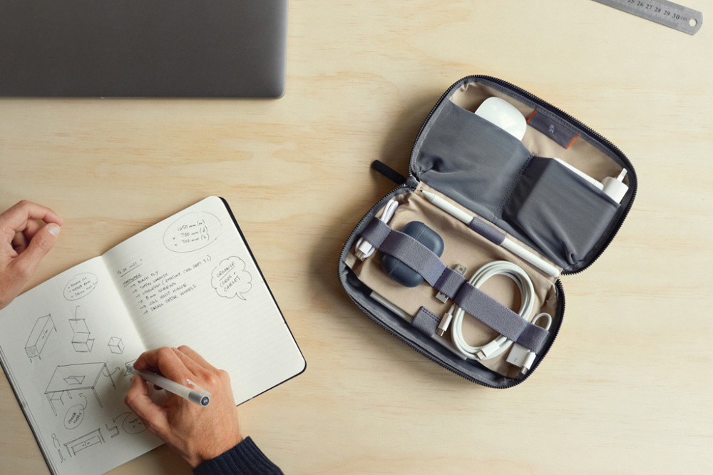 Logo trade liikelahjat mainoslahjat kuva: Bellroy Tech Kit
