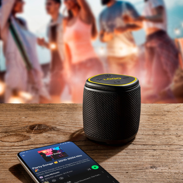 Logotrade mainoslahja tuotekuva: Bluetooth-kaiutin HERMON Schwarzwolf