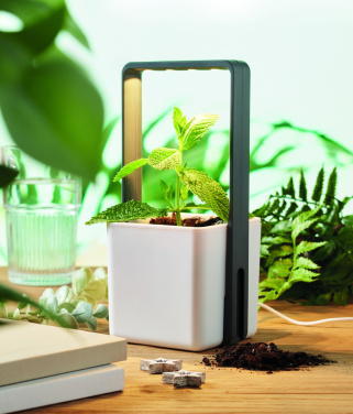 Лого трейд pекламные подарки фото: Indoor garden with LED light