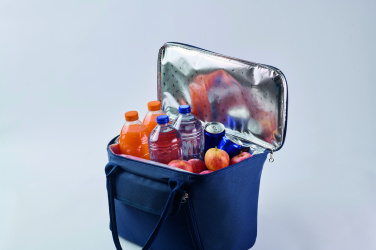 Logotrade profilprodukter bild: RPET picknickkylväska 18L