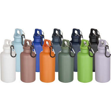 Logotrade profilreklam bild: Oregon 400 ml vattenflaska av RCS-certifierad återvunnen plast med karbinhake
